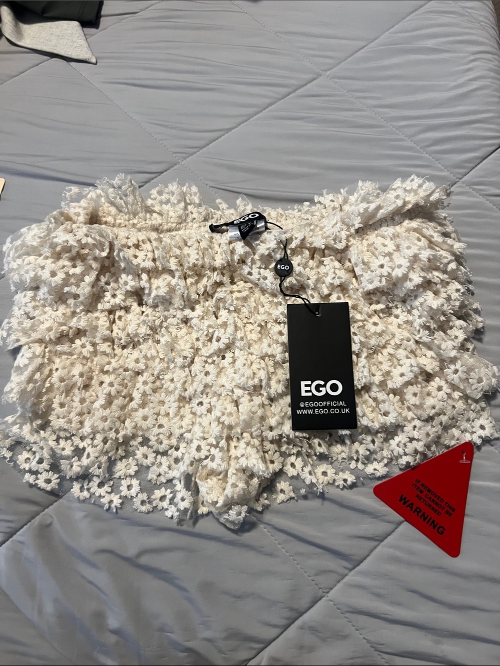 EGO Cream Daisy Lace Crop Top
